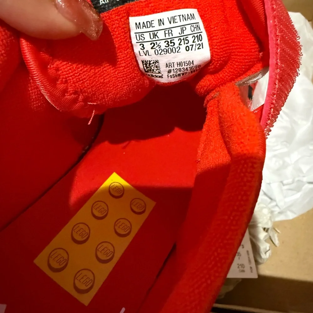 Lego Adidas Kids Size 3 New In Box - Picture 4 of 5